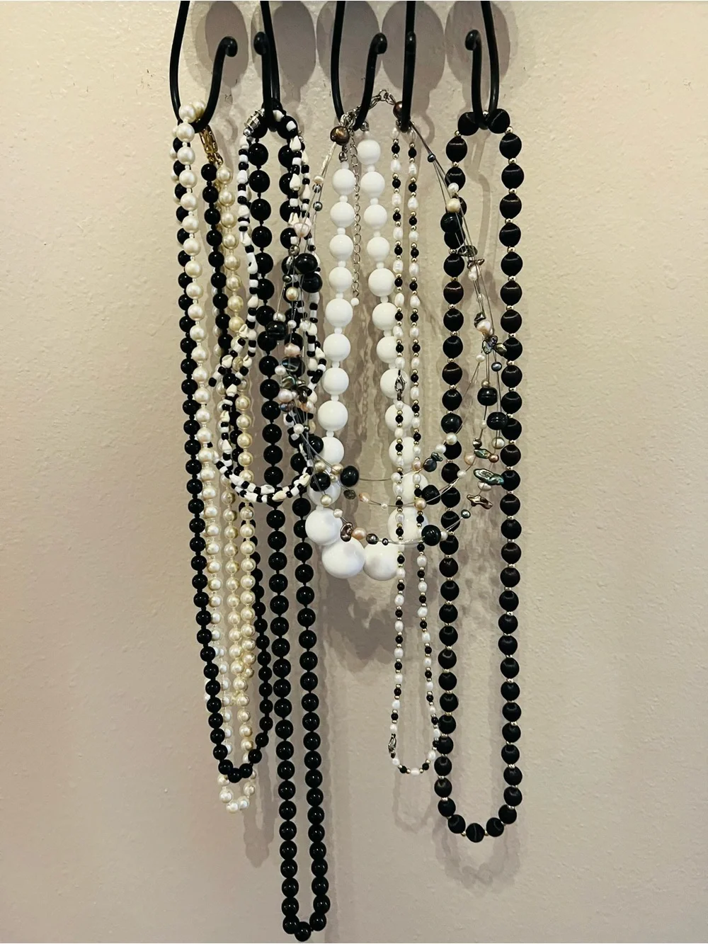 Mixed Lot Vintage Wearable or Craft Black & White Necklaces and Earrings